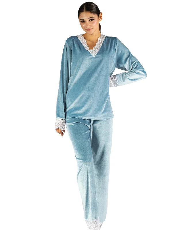 Plus Size Women's Metallic - Finish Joggers for a Stylish LoungeVelour Sleepwear Set with Embroidery Detail and Matching Pants