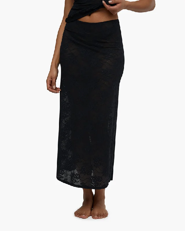 Tiered linen skirt for a bohemian summer festivalLace Midi Skirt