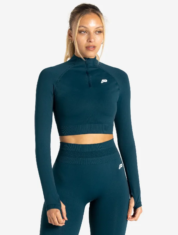 Off - Shoulder Women's Crop Top in Navy for a Chic and Trendy Beach EnsembleScrunch Seamless Crop 1/2 Zip - Dark Teal