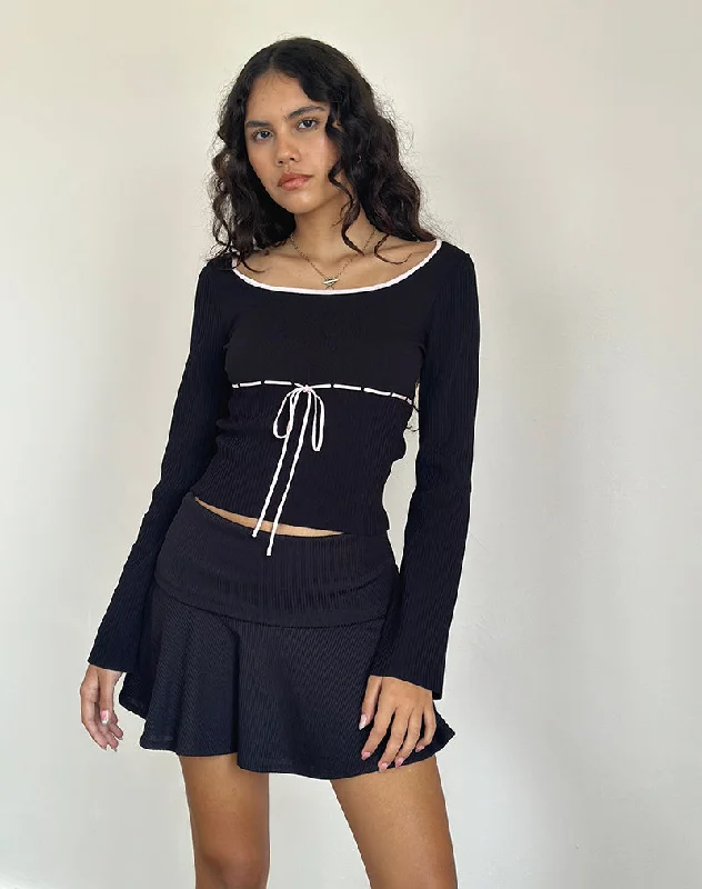 Plaid Women Long Sleeve Top for a Preppy VibeJuhye Knitted Top in Black with Pink Binding