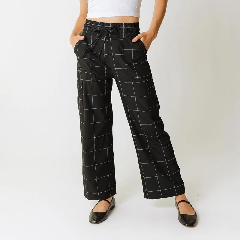 Skirts with a side zipper Audrey Cargo Trouser, Black Windowpane