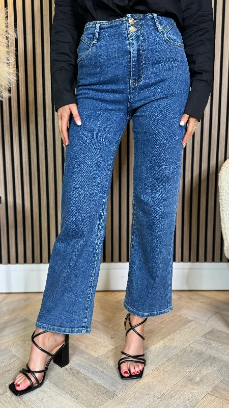 Mom jeans for a nostalgic and casual lookWilma Dark Blue Straight Leg Jeans