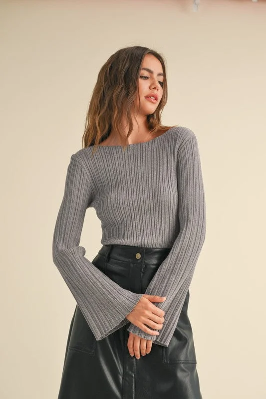 Plus Size Women's V - Neck Long - Sleeve Ribbed Cotton Sweater in Navy for a Classic StyleCarol Sweater-Grey