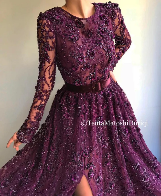 Long - Sleeve Women Dress in Velvet for a Luxurious Winter LookMagenta Lace Gown