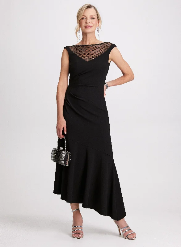 Long - Sleeve Women Dress in Velvet for a Luxurious Winter LookMesh Detail Ruched Waist Dress