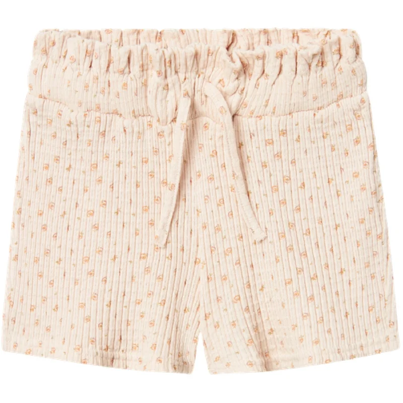 Ruffled Hem Women Shorts to Add a Feminine TouchLil'Atelier Shell Hulla Loose Shorts