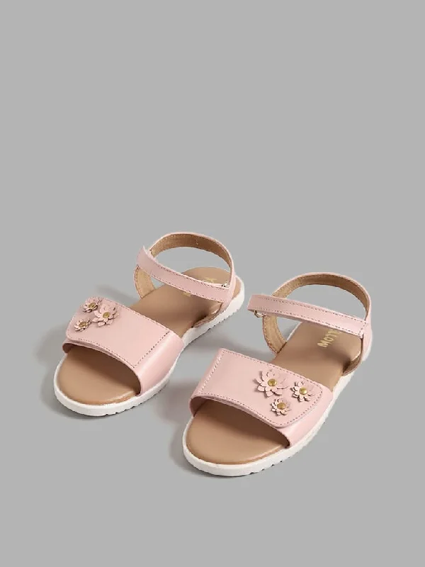 High - Waisted Women Shorts for a Retro and Flattering LookYellow Pink Flower-Themed Sandals